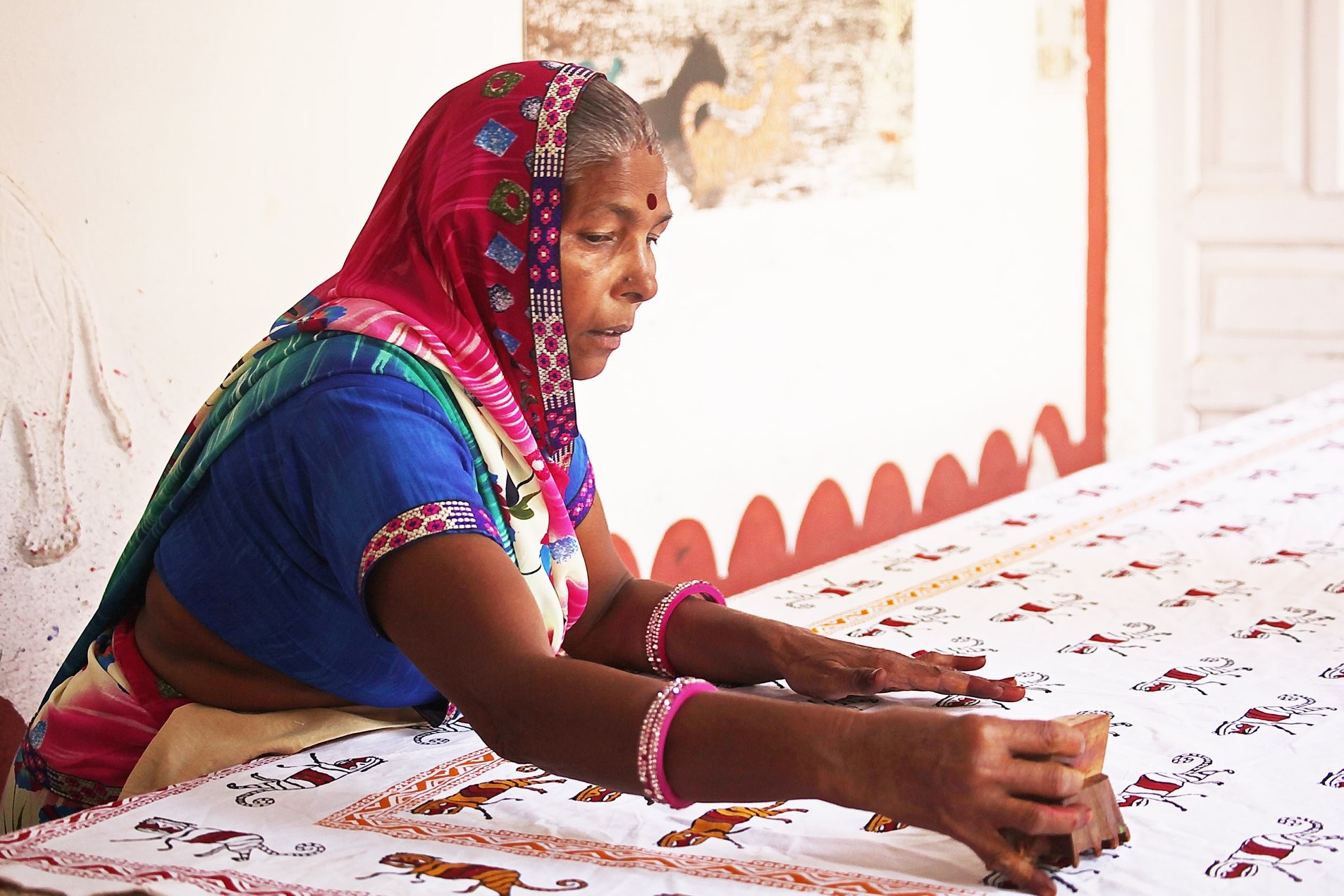 Fäden der Gemeinschaft und ein herzliches Namasté 1